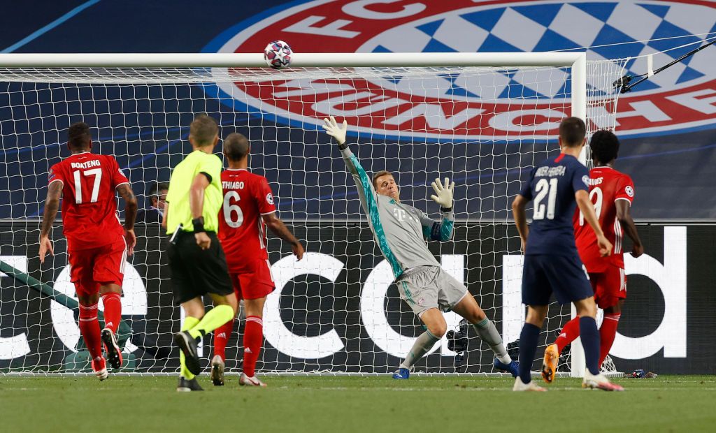 LISBON, PORTUGAL - AUGUST 19: Manuel Neuer of Bayern Munich celebrates after his teammate Robert Lewandowski of Bayern Munich (not pictured) scored their team's third goal during the UEFA Champions League Semi Final match between Olympique Lyonnais and Bayern Munich at Estadio Jose Alvalade on August 19, 2020 in Lisbon, Portugal. (Photo by Miguel A. Lopes/Pool via Getty Images)