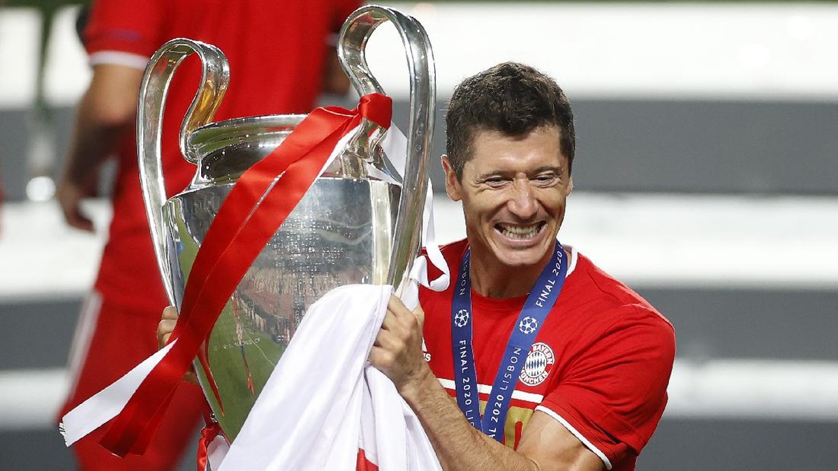 Robert Lewandowski tampil gacor bersama Bayern Munich musim lalu. (Foto: Getty Images/Pool)
