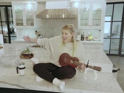 5 Musisi Dunia Ini Punya Cara Seru Tetap Produktif Saat New Normal