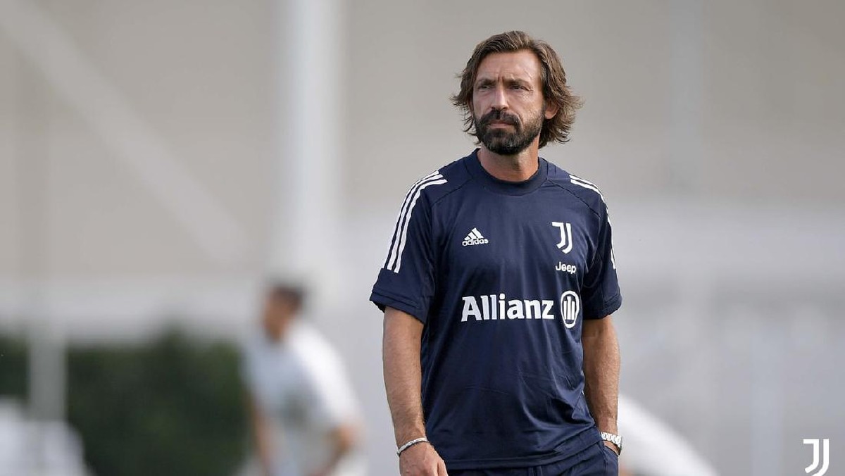 Andrea Pirlo sudah tak sabar untuk kedatangan striker baru. (Foto: Juventus.com)