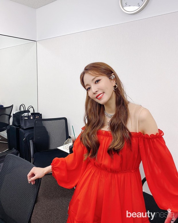 BoA/instagram.com/boakwon Sudah bersama SM Entertainment sejak tahun 2000, perusahaan pun menunjuk BoA sebagai direktur kreatif.