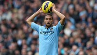 Gael Clichy⁣ dijual Arsenal ke Manchester City di tahun 2011. Bersama The Citizens, dia dua kali juara Liga Inggris (cuma sekali di Arsenal) (Getty Images/Alex Livesey)