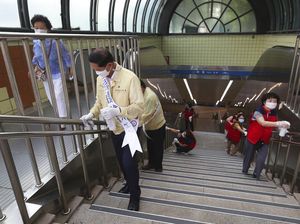 Korea Selatan Berencana Cabut Aturan Pakai Masker