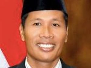 Ketua DPRD Riau Naik Helikopter BNPB Dilaporkan ke Badan Kehormatan Ketua DPRD Riau Naik Helikopter BNPB Dilaporkan ke Badan Kehormatan