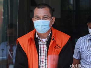 KPK Kembali Periksa Eks DPRD Sumut Soal Suap Gatot Pujo KPK Kembali Periksa Eks DPRD Sumut Soal Suap Gatot Pujo