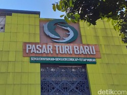 Henry J Gunawan Meninggal, Pedagang Minta Pemkot Surabaya Ambil Alih Pasar Turi