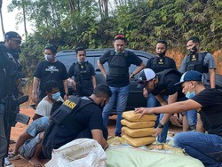 Polres Jakbar Bongkar Penyelundupan Ratusan Kilo Ganja di Sumbar