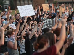 FBI Mulai Penyelidikan Kasus Penembakan Jacob Blake