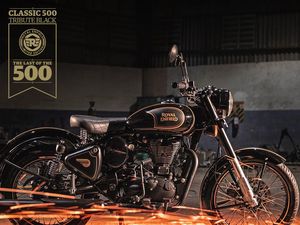 Era Mesin 500cc Royal Enfield Berakhir dan Ini Model Terakhirnya Era Mesin 500cc Royal Enfield Berakhir dan Ini Model Terakhirnya