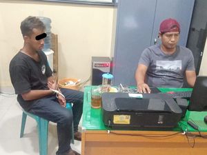 Gegara Kepo, Pria Ini Nekat Curi Ponsel Pacar Lalu Ditangkap Polisi Gegara Kepo, Pria Ini Nekat Curi Ponsel Pacar Lalu Ditangkap Polisi