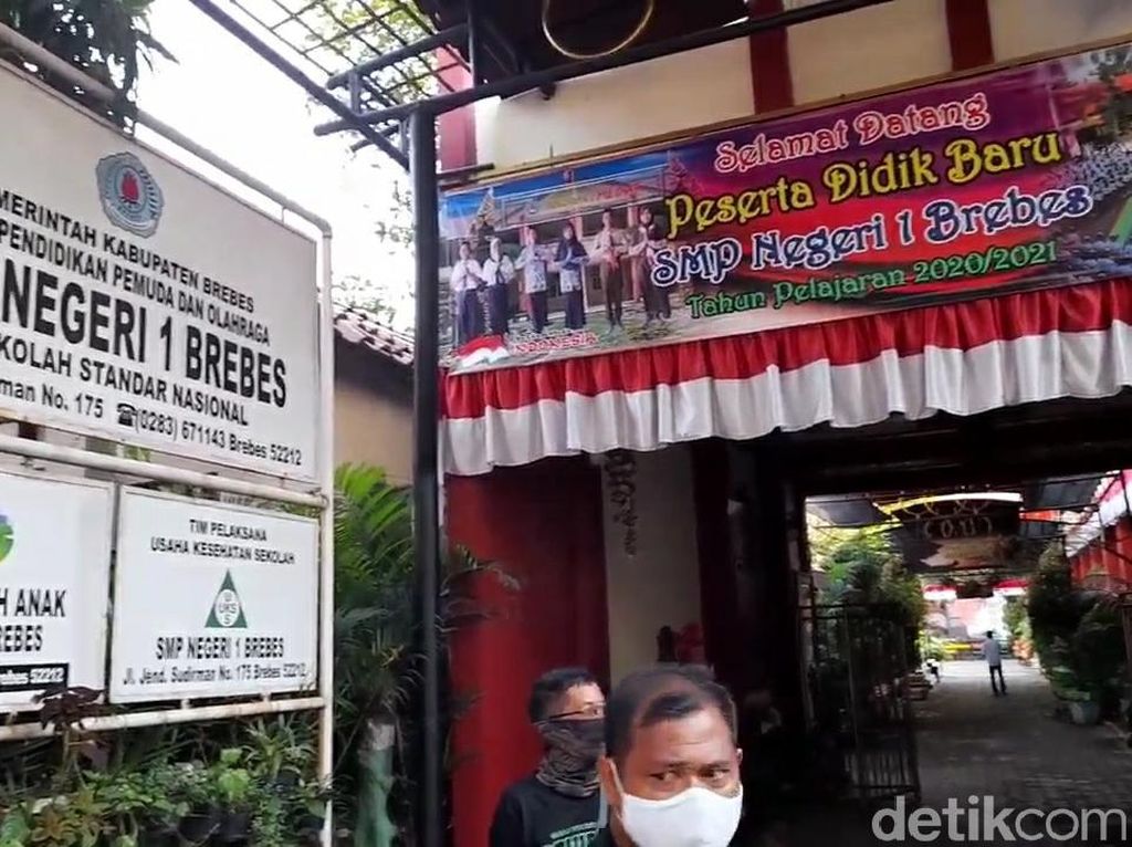 Sejumlah SMP di Brebes Setop Sekolah Tatap Muka Gegara Ini Sejumlah SMP di Brebes Setop Sekolah Tatap Muka Gegara Ini
