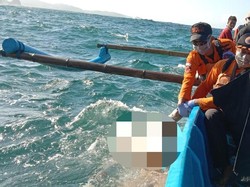 Terjatuh Saat Mancing, Warga Blitar Ditemukan Tewas di Pantai Keben Tebing