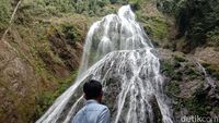 Foto: Air Terjun Proposan yang Eksotis