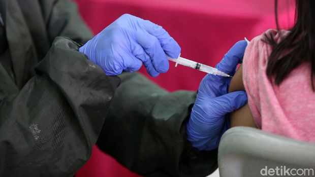 Bulan Imunisasi Anak Sekolah (BIAS) juga memberikan vaksin HPV kepada siswa SD kelas 5 dan 6. Vaksin ini untuk mencegah kanker serviks atau kanker mulut rahim.