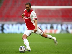 Mantan Bintang MU Ini Ambruk di Tengah Laga Ujicoba Ajax