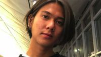 Iqbaal Ramadhan Kini Gondrong, Lihat Transformasi Gaya Rambutnya