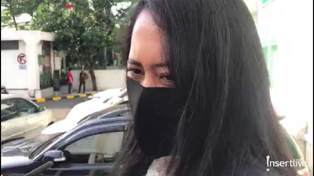 Kuasa hukum Lucinta Luna, Irma Anggesti