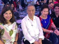 Kisah Tukang Pel yang Jadi Pengusaha Kaya, Sudah Tajir Masih Pakai HP Jadul