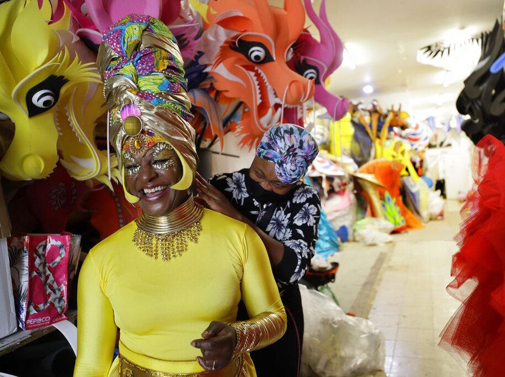 Menengok Persiapan Karnaval Terbesar di Inggris yang Digelar Online Menengok Persiapan Karnaval Terbesar di Inggris yang Digelar Online