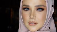 5 Foto Mulan Jameela yang Cantik Tapi Disebut Netizen Punya Aura Mistis