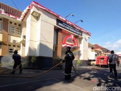 19 Pegawai Positif Corona, RSUD 45 Kuningan Disemprot Disinfektan