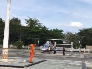 Viral Video Lain Ketua DPRD Riau Naik Heli BNPB Disambut Pria Berjaket Golkar