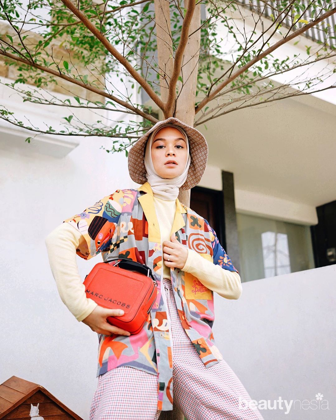 artis cantik Tantri Namirah