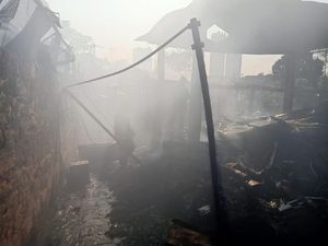 6 Rumah di Depok Kebakaran, Diduga Akibat Korsleting Listrik