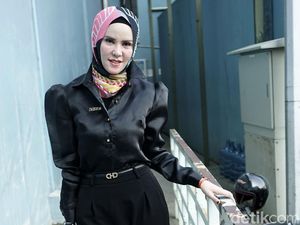 Angel Lelga dalam Bayang-bayang Cap Istri Pezina karena Vicky Prasetyo Angel Lelga dalam Bayang-bayang Cap Istri Pezina karena Vicky Prasetyo