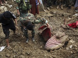 Video Korban Banjir Bandang Afghanistan Jadi 162 Orang Tewas