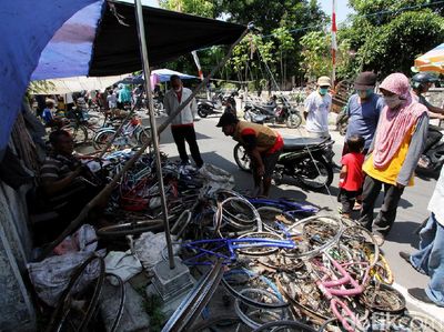 Geliat Aktivitas di Pasar Kliwon Bekonang Sukoharjo