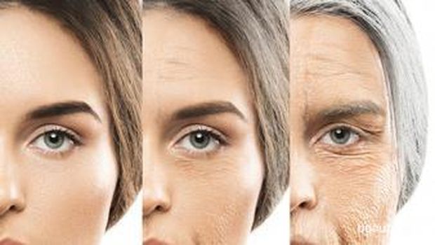 Kamu mungkin juga melihat kantung di bawah mata yang menyusul sebagai salah satu tanda umum penuaan kulit.