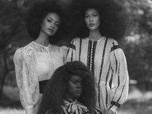 Karya Terakhir Barli Asmara Sebelum Meninggal Dunia, Tonjolkan Kecantikan Afro Karya Terakhir Barli Asmara Sebelum Meninggal Dunia, Tonjolkan Kecantikan Afro