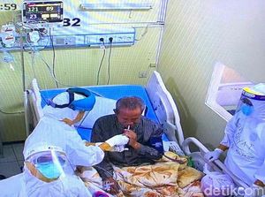 Beredar Foto Pengasuh Ponpes Bumi Shalawat Gus Ali Dirawat di RSU Soetomo