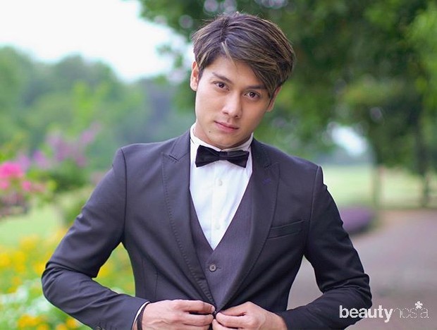Rizky Billar Tampil Tampan Dengan Jas Begini 8 Potretnya