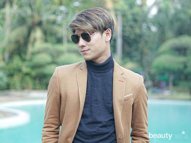Rizky Billar Tampil Tampan Dengan Jas Begini 8 Potretnya