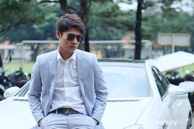 Rizky Billar Tampil Tampan Dengan Jas Begini 8 Potretnya