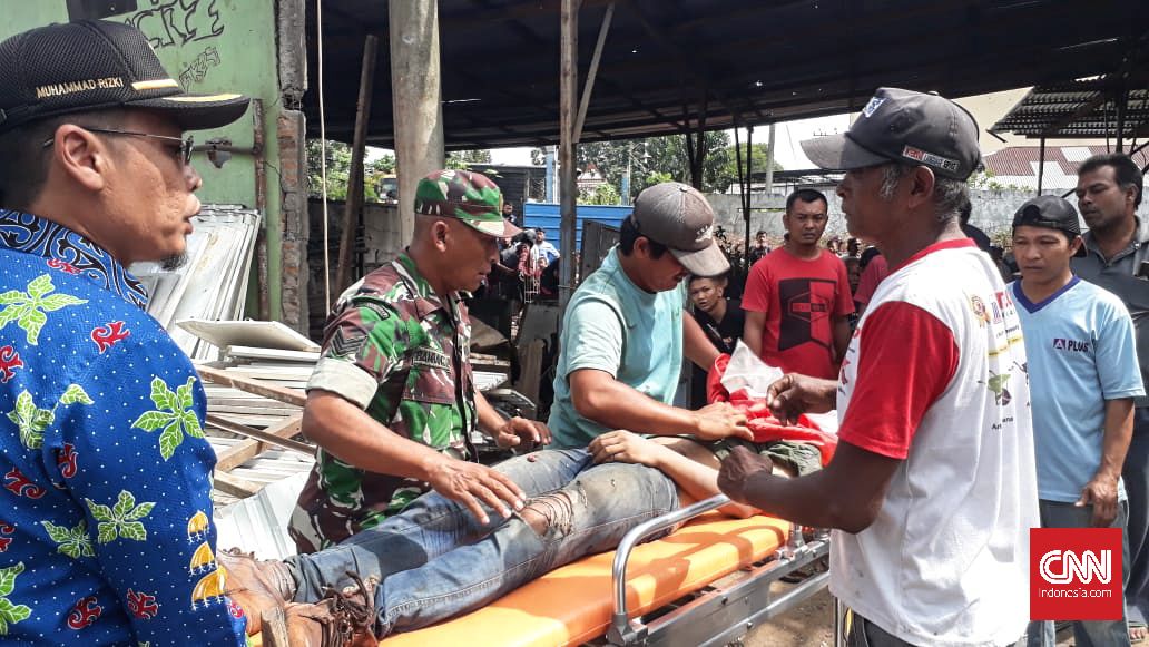 Ledakan terjadi di sebuah bengkel di Jalan Teuku Amir Hamzah, Kecamatan Hamparan Perak, Tandem Hulu II, Deliserdang, Provinsi Sumut, Kamis (27/8/2020). Akibatnya ada empat orang meninggal dunia dan sembilan lainnya luka berat.