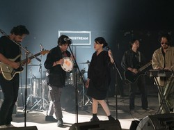 The Panturas dan .Feast Tampil Sepanggung Secara Virtual