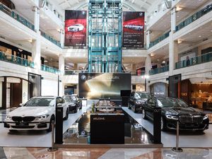 Ekonomi RI Minus 5 Persen, BMW: Kita Tidak Bisa Hanya Diam Ekonomi RI Minus 5 Persen, BMW: Kita Tidak Bisa Hanya Diam