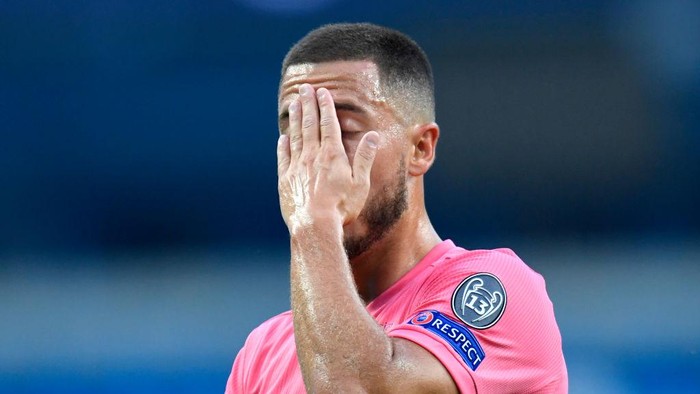 MANCHESTER, ENGLAND - AUGUST 07: Eden Hazard of Real Madrid reacts during the UEFA Champions League round of 16 second leg match between Manchester City and Real Madrid at Etihad Stadium on August 07, 2020 in Manchester, England. (Photo by Peter Powell/Pool via Getty Images)