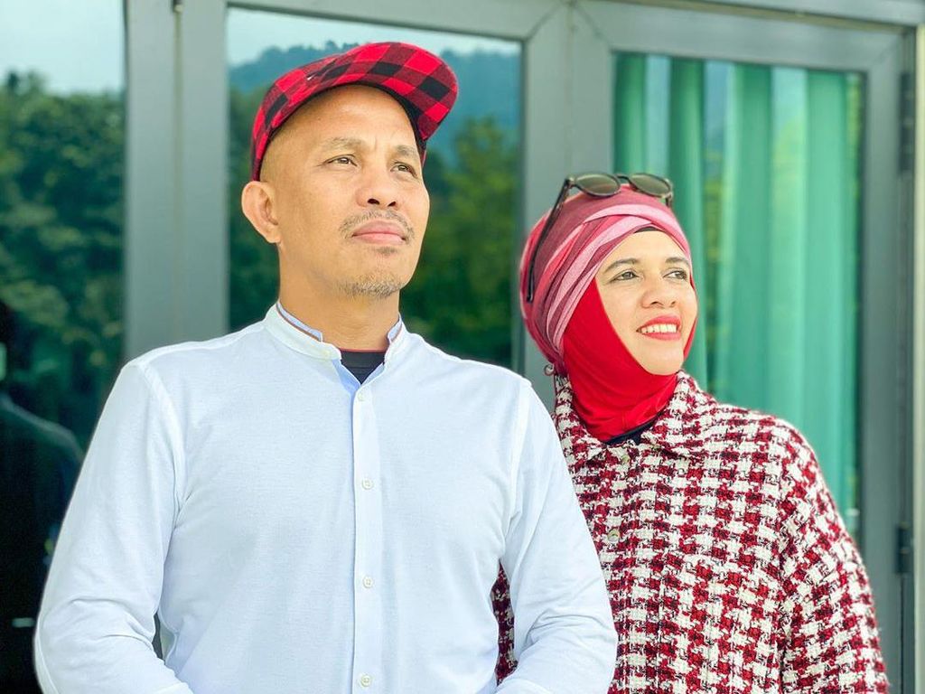 Ortu Tak Hadiri Pernikahan Atta Halilintar, Paman Rasakan Kejanggalan Ortu Tak Hadiri Pernikahan Atta Halilintar, Paman Rasakan Kejanggalan