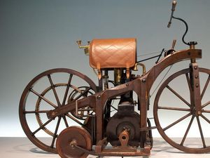 Gottlieb Daimler, Desainer Otomotif Visioner dari Jerman