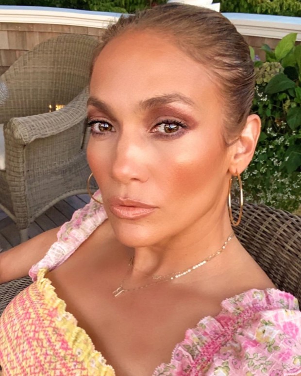 Jennifer Lopez atau akrab disapa JLo akan meluncurkan brand kecantikan dan perawatan kulit miliknya, JLo Beauty.