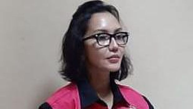 Jaksa Pinangki berompi tahanan Kejagung warna pink