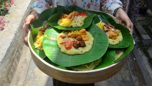 Melestarikan Tradisi Berbagi Pada Sesama Lewat Bubur Asyura