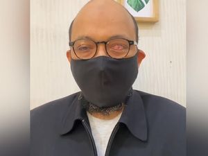 Cerita Novel Baswedan Sempat Ingin Keluar, Gegara UU Baru KPK Cerita Novel Baswedan Sempat Ingin Keluar, Gegara UU Baru KPK
