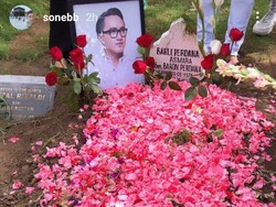 Barli Asmara Dimakamkan di Bali