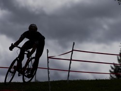Dear Pak Anies, Banyak yang Tak Setuju Rencana Sepeda Masuk Jalan Tol