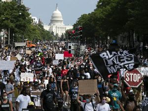 Ribuan Orang Berkumpul di Washington DC Mengecam Rasisme